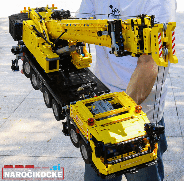 Mould King 17013H - Mobilni žerjav rumen